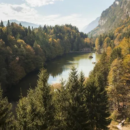 Haus Schoenwies דירה *