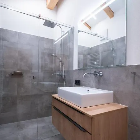 Haus Schoenwies شقة *