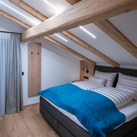 Haus Schoenwies Apartment